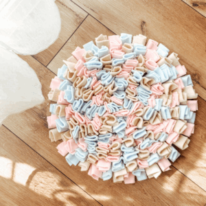 pastelowa mata węchowa dla psa